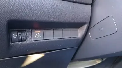 Photo 33 Peugeot 208  PureTech 100 S&S BVM6