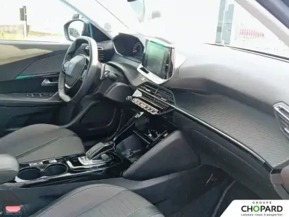 Photo 44 Peugeot 2008  BlueHDi 130 S&S EAT8