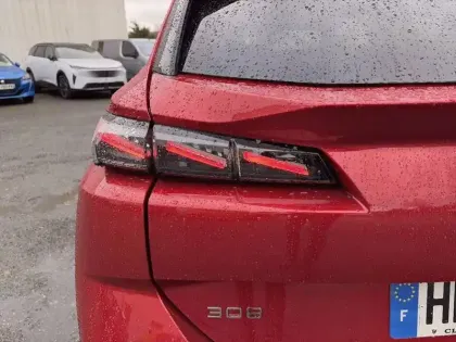 Photo 16 Peugeot 308  SW PureTech 130ch S&S EAT8