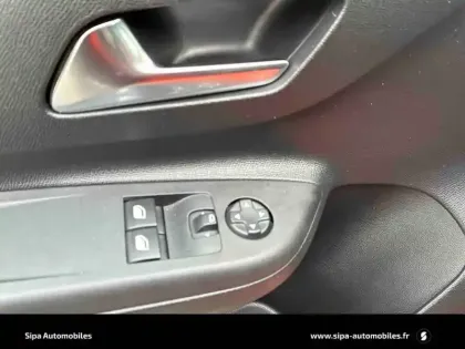 Photo 21 Opel Corsa  1.2 Turbo 100 ch BVM6