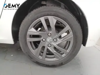 Photo 50 Peugeot 208  PureTech 75 S&S BVM5