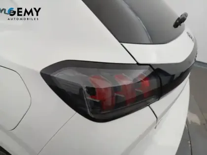 Photo 56 Peugeot 208  PureTech 75 S&S BVM5