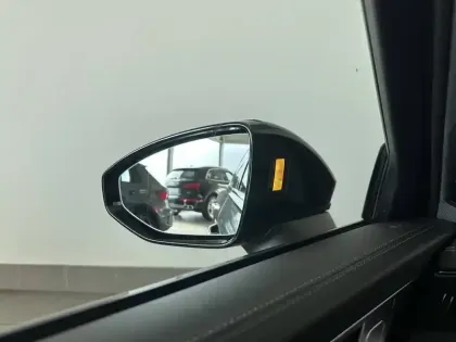 Photo 28 Audi A6  Avant 50 TFSIe 299 ch S tronic 7 Quattro