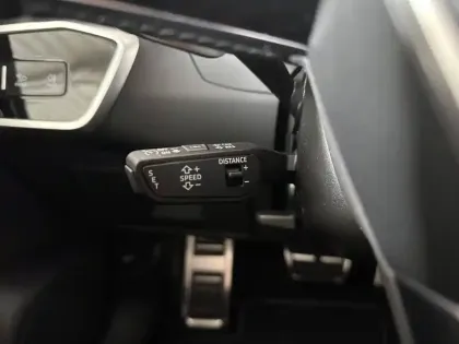 Photo 20 Audi A6  Avant 50 TFSIe 299 ch S tronic 7 Quattro