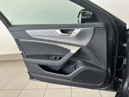 Photo 9 Audi A6  Avant 50 TFSIe 299 ch S tronic 7 Quattro