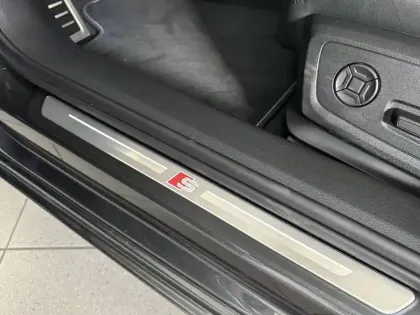 Photo 27 Audi A6  Avant 50 TFSIe 299 ch S tronic 7 Quattro