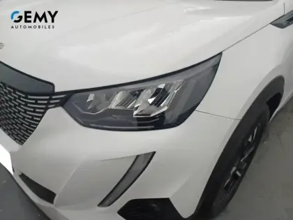 Photo 15 Peugeot 2008  PureTech 130 S&S EAT8