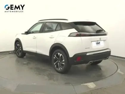 Photo 6 Peugeot 2008  PureTech 130 S&S EAT8