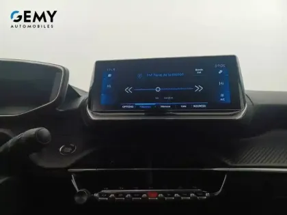 Photo 13 Peugeot 2008  PureTech 130 S&S EAT8