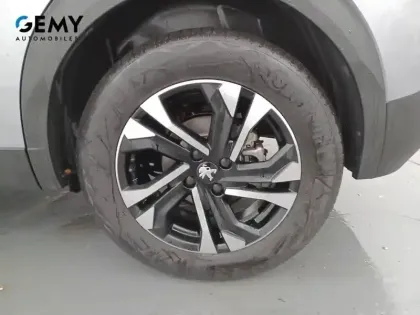 Photo 10 Peugeot 2008  Electrique 136 ch