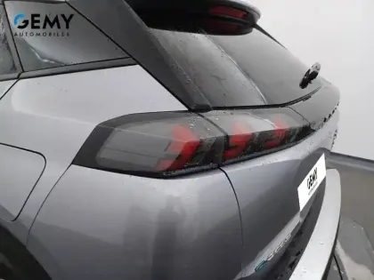 Photo 16 Peugeot 2008  Electrique 136 ch