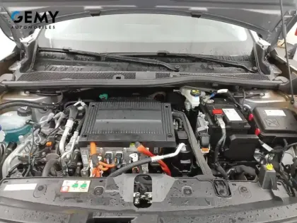 Photo 14 Peugeot 2008  Electrique 136 ch