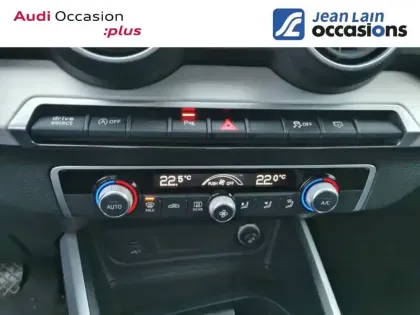 Photo 33 Audi Q2 Gén. I Ph1 Sport Limited 5