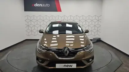 Photo 11 Renault Megane Mégane IV Berline dCi 110 Energy