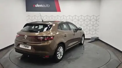 Photo 5 Renault Megane Mégane IV Berline dCi 110 Energy