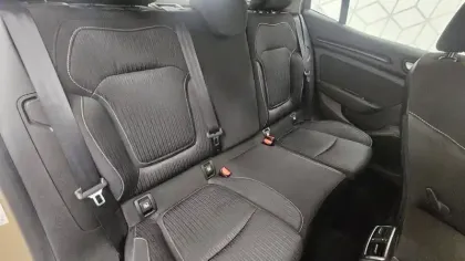 Photo 18 Renault Megane Mégane IV Berline dCi 110 Energy