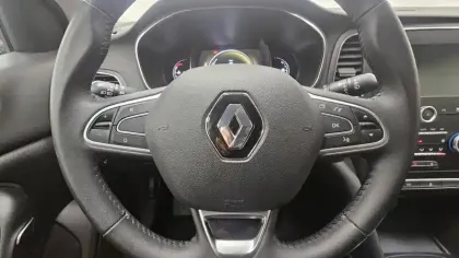 Photo 34 Renault Megane Mégane IV Berline dCi 110 Energy