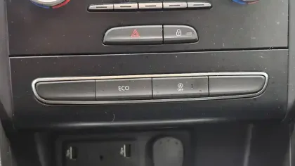 Photo 31 Renault Megane Mégane IV Berline dCi 110 Energy