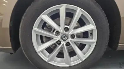 Photo 12 Renault Megane Mégane IV Berline dCi 110 Energy