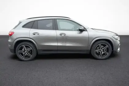 Photo 6 Mercedes GLA  200 d 8G-DCT