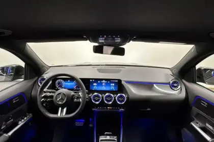 Photo 20 Mercedes GLA  200 d 8G-DCT