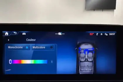 Photo 18 Mercedes GLA  200 d 8G-DCT