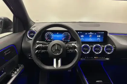 Photo 21 Mercedes GLA  200 d 8G-DCT