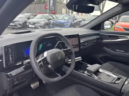 Photo 32 Renault Espace  E-Tech full hybrid 200 GSR2