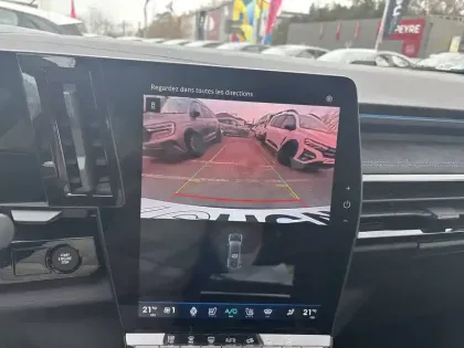 Photo 12 Renault Espace  E-Tech full hybrid 200 GSR2