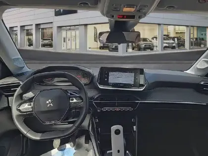 Photo 7 Peugeot 208  PureTech 75 S&S BVM5