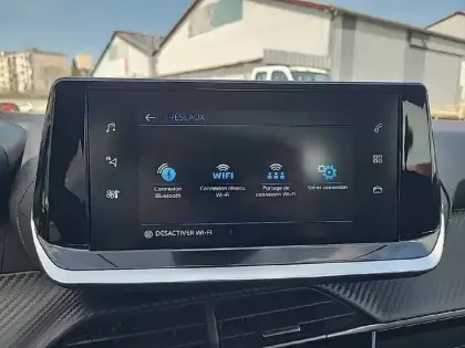 Photo 13 Peugeot 208  PureTech 75 S&S BVM5