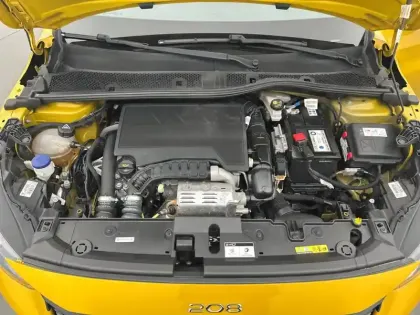 Photo 55 Peugeot 208  PureTech 100 S&S BVM6