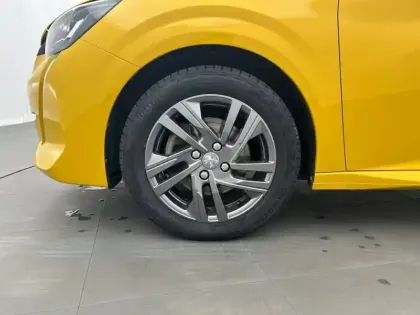 Photo 40 Peugeot 208  PureTech 100 S&S BVM6