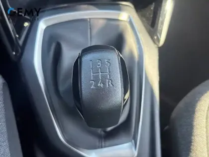 Photo 22 Peugeot 208  PureTech 75 S&S BVM5