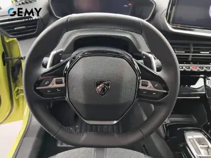 Photo 12 Peugeot 208  Hybrid 100 e-DCS6