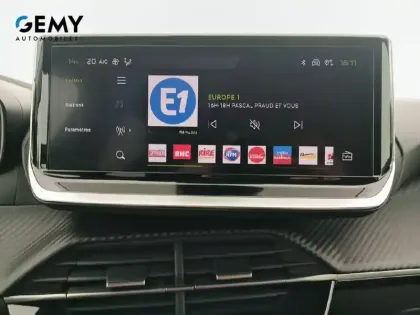 Photo 13 Peugeot 208  Hybrid 100 e-DCS6