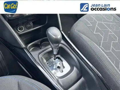 Photo 15 Peugeot 2008  PureTech 130ch S&S EAT6