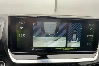 Photo 15 Peugeot 208  PureTech 100 S&S EAT8