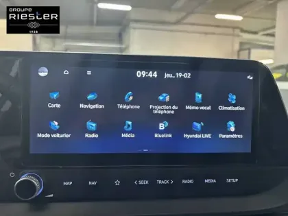 Photo 17 Hyundai Bayon  1.0 T-GDi 100 Hybrid 48V