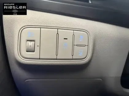 Photo 19 Hyundai Bayon  1.0 T-GDi 100 Hybrid 48V