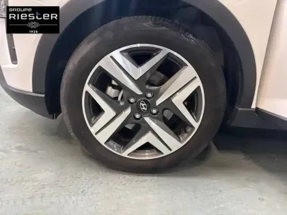 Photo 10 Hyundai Bayon  1.0 T-GDi 100 Hybrid 48V