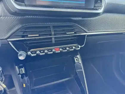 Photo 14 Peugeot 208 Gén. II Ph1 NG Active Business 5