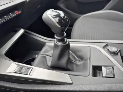 Photo 61 Peugeot 308  PureTech 110ch S&S BVM6
