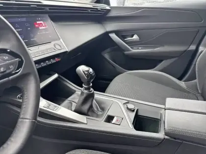 Photo 55 Peugeot 308  PureTech 110ch S&S BVM6