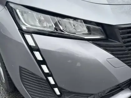 Photo 15 Peugeot 308  PureTech 110ch S&S BVM6