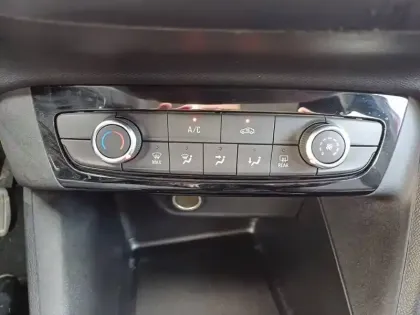 Photo 38 Opel Corsa  1.2 Turbo 100 ch BVM6