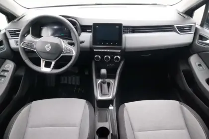 Photo 8 Renault Clio  E-Tech full hybrid 145 ch GSR2