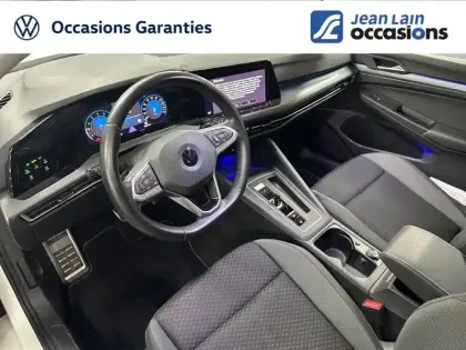 Photo 12 Volkswagen Golf  1.5 eTSI OPF 130 DSG7