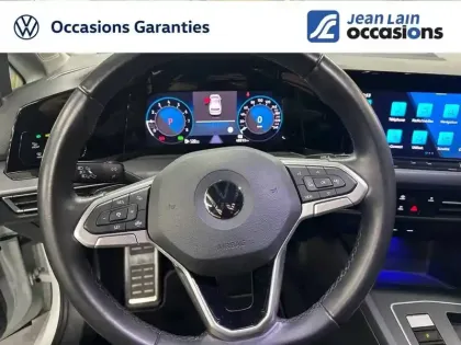 Photo 18 Volkswagen Golf  1.5 eTSI OPF 130 DSG7