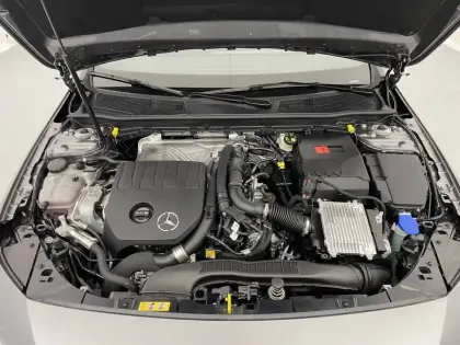 Photo 83 Mercedes Classe A  180 7G-DCT